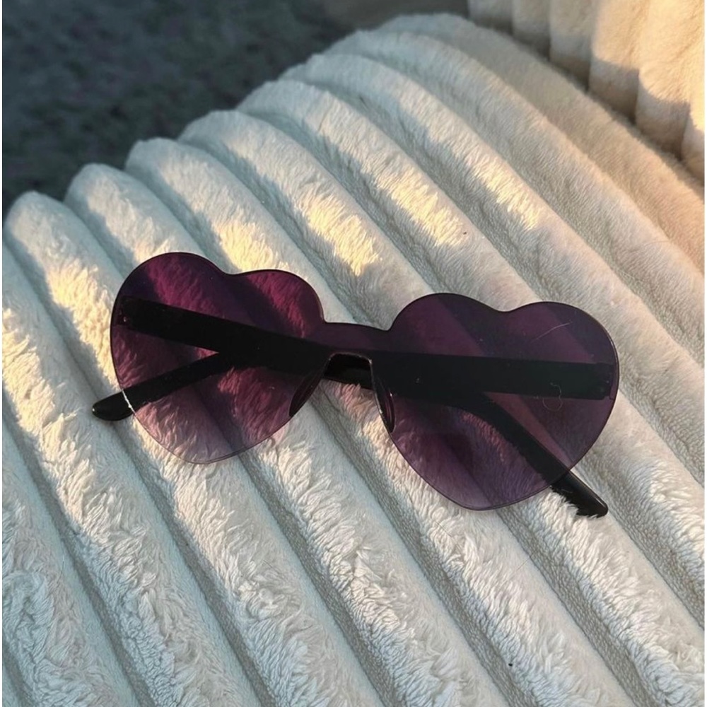 Heart glasses